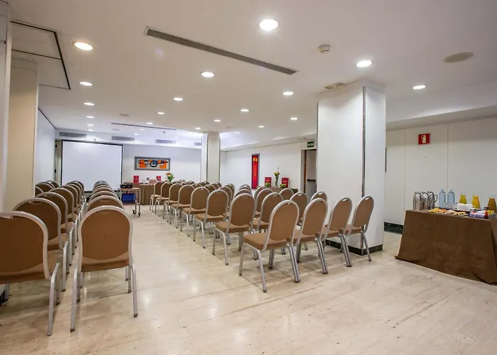 Leonardo Hotel Madrid City Center